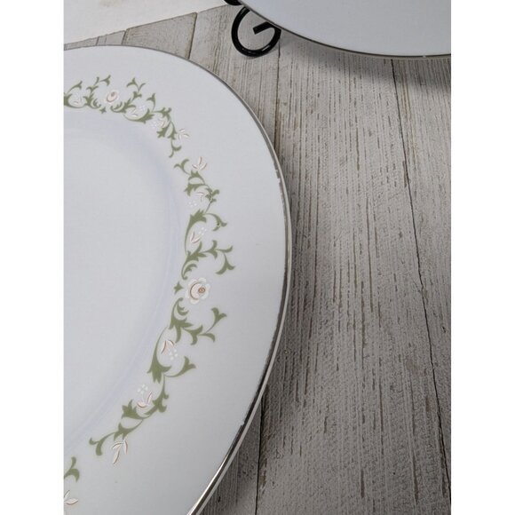 Set of 2 Sheffield China Japan Elegance 10 3/8" Dinner Plates - Picture 3 of 9